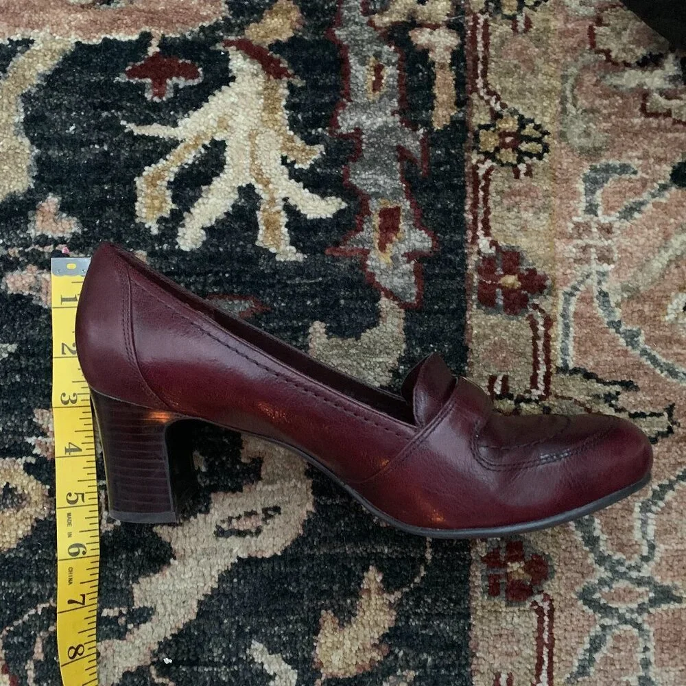 Naturalizer N5 Comfort Burgundy Leather Mid Block Heel Loafer Pump - Picture 9 of 9